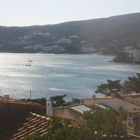 Wonderful Views And Calm Tree House بيت للعطل كاذاكيس
